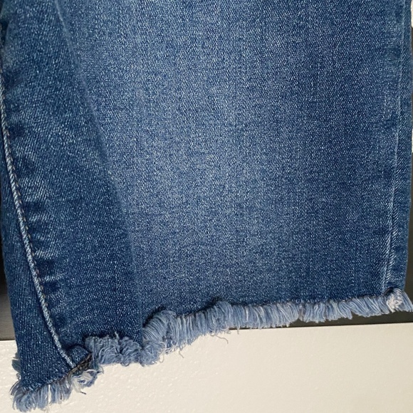 Wit & Wisdom Women Shorts - Picture 2 of 15